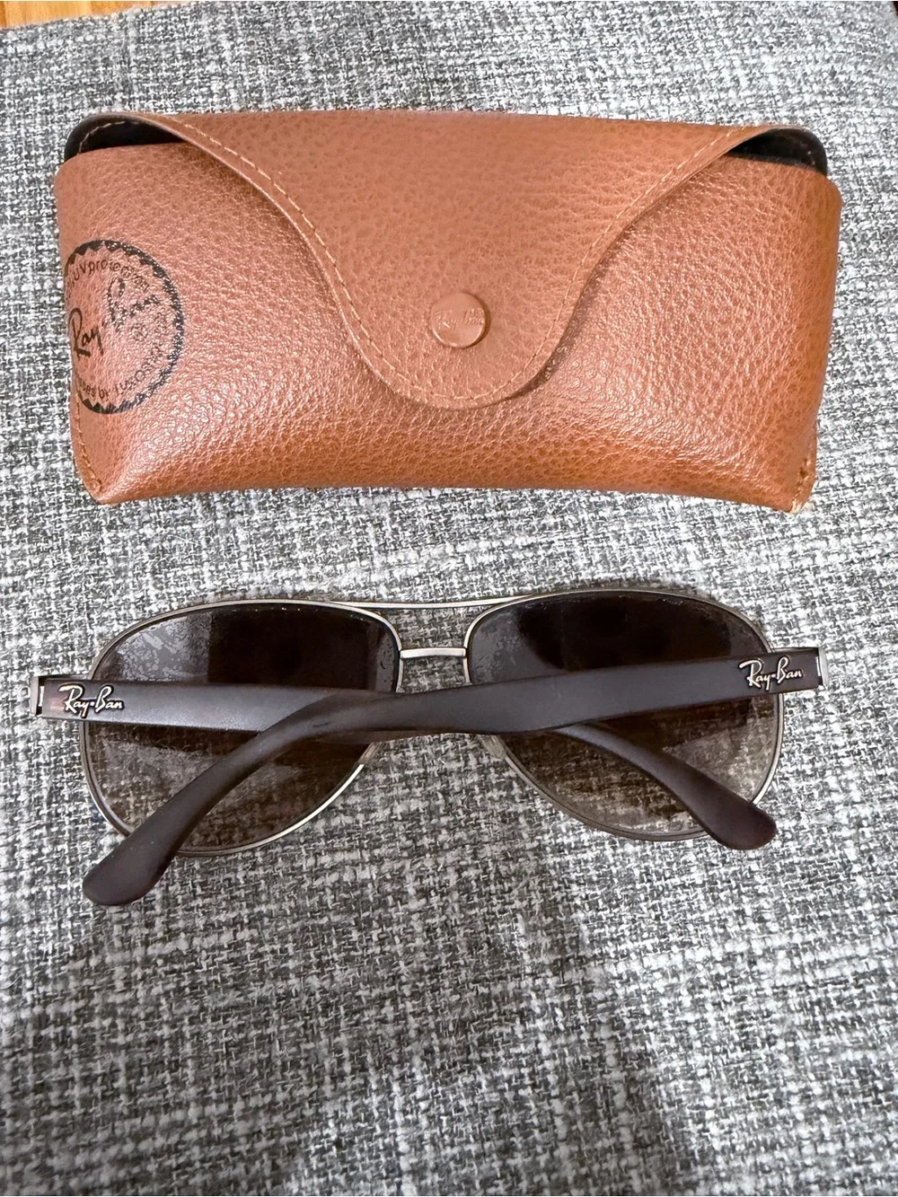 Ray-Ban Brown Gradient Aviator Shades Unisex 59mm
